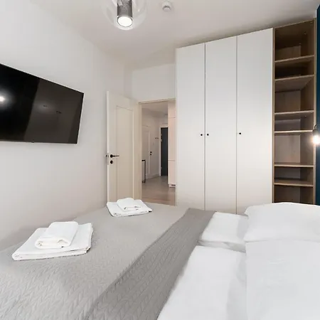 Faro Polanki Aqua 4 Baseny W Cenie Pools Im Preis Apartmanhotel